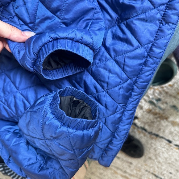 Marmot Quilted Puffer Jacket - Picture 6 of 7